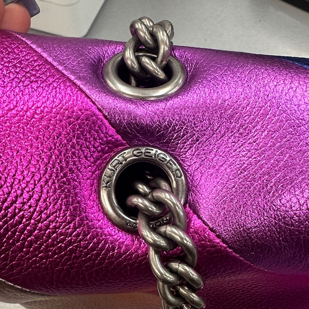 Kurt Geiger Rainbow Striped Shoulder Bag - Picture 7 of 9